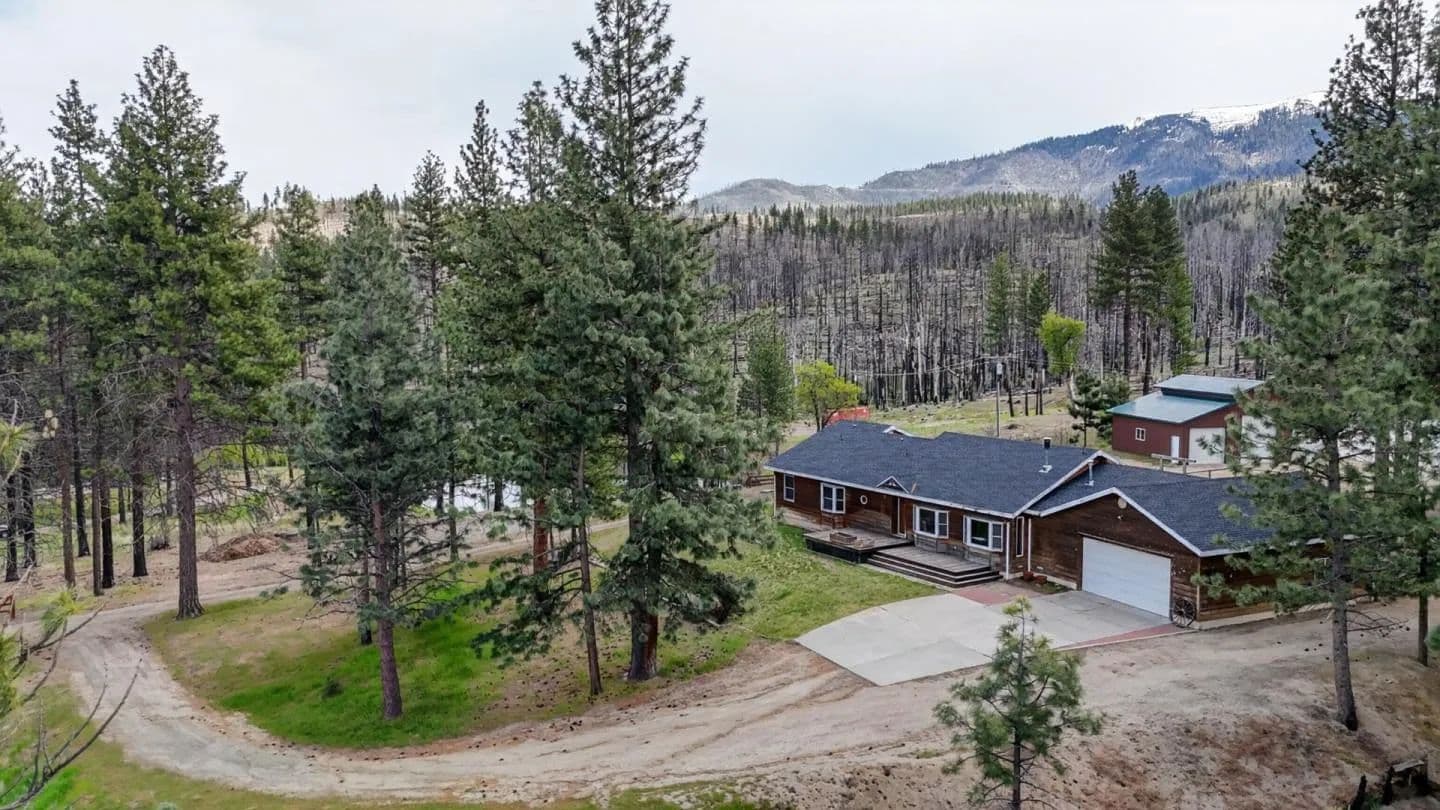 40.22 Acres of Land for Sale in Susanville, California - Susanville, California, 96130