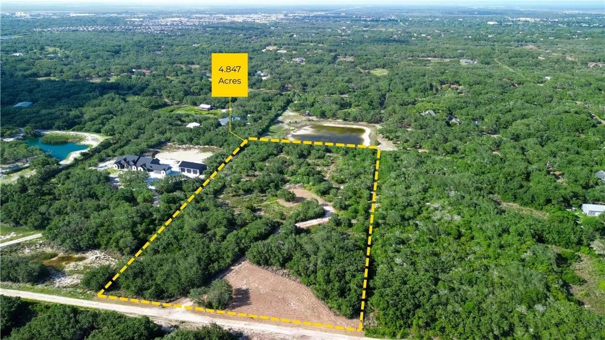 5 Acres of Land for Sale in Aransas Pass, Texas - Aransas Pass, Texas, 78336