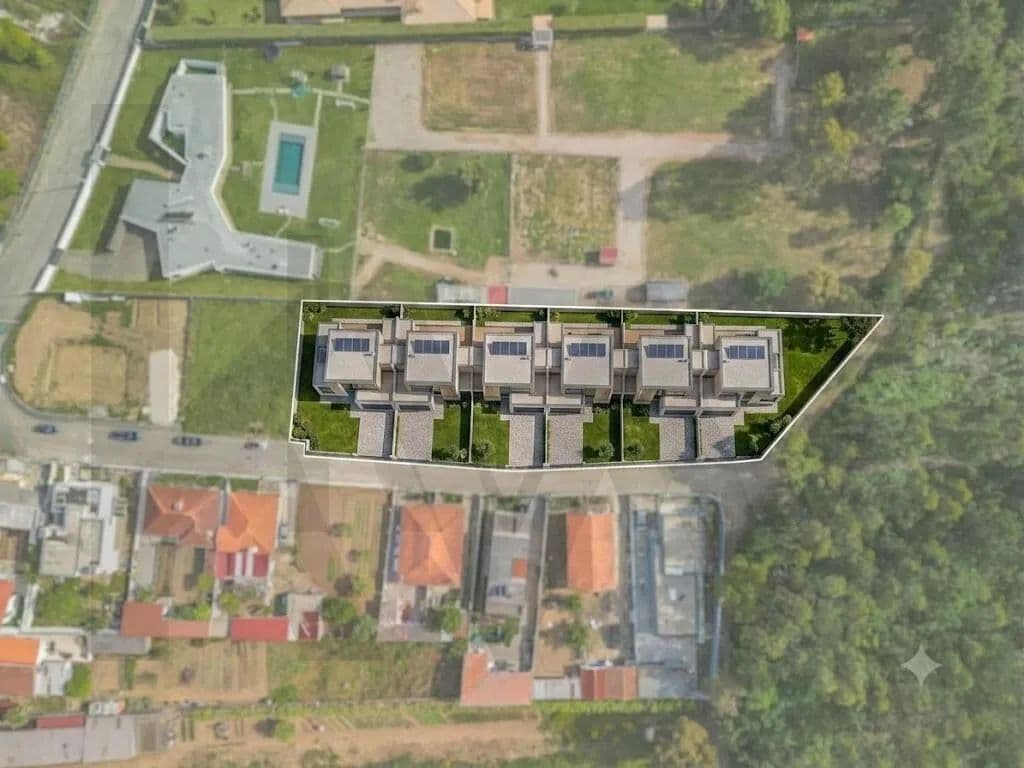 2810 Acres of Land for Sale in Serzedo e Perosinho, Vila Nova de Gaia - land for sale