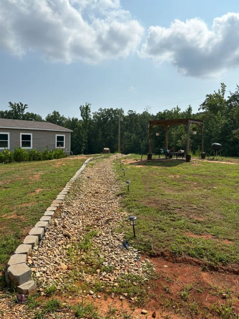17 Acres with a Home in Monroe County, MS - Aberdeen, Mississippi, 39730