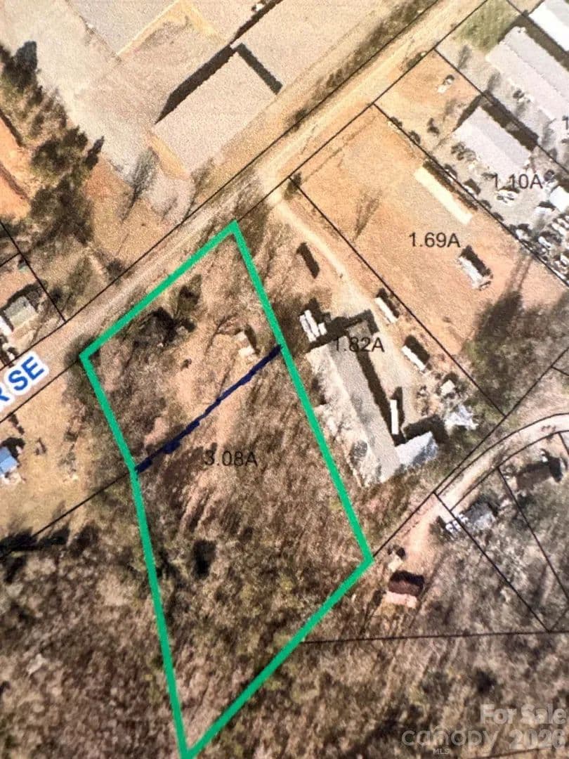 Property from 2 acres 33rd Street Drive SE - KW - Hickory, North Carolina, 28602