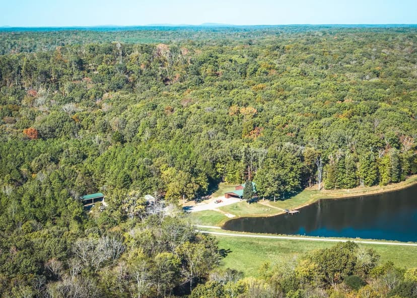 Cliffs Lake - A Sportsman's Paradise