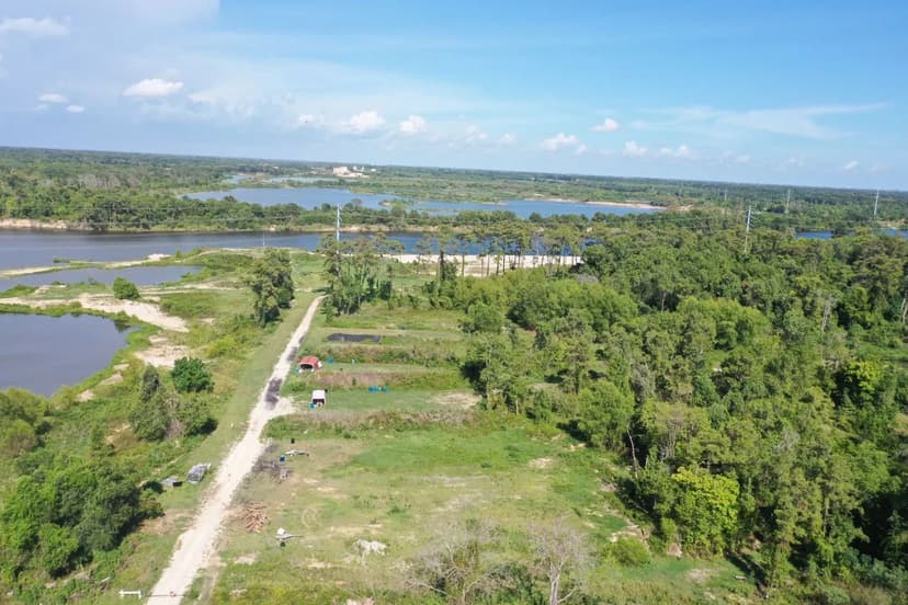 UNDER CONTRACT! Breezy Bottom Mega Broiler Farm