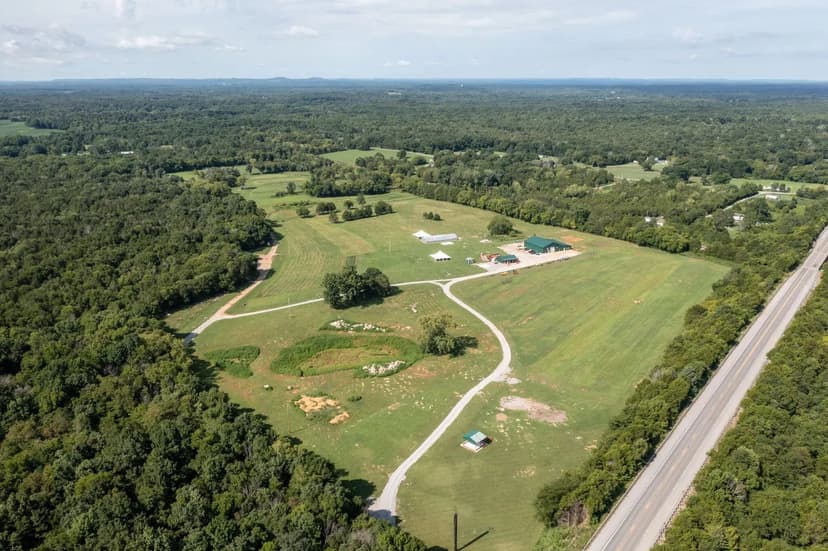 19+/- Acres South of Nashville