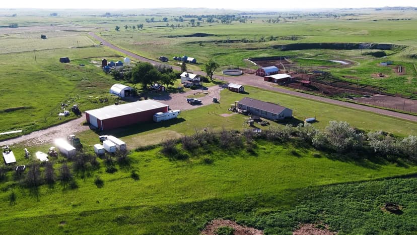 Ozark Mountain Retreat with Camp, Timber, Creek and Hunting