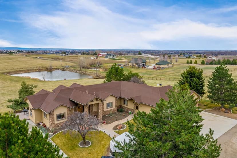 19+/- Acres South of Nashville