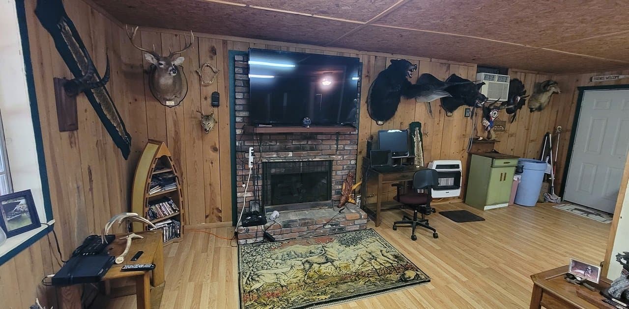 80 AC WITH CABIN ON KIAMICHI RIVER in Stanley, Oklahoma - photo 22