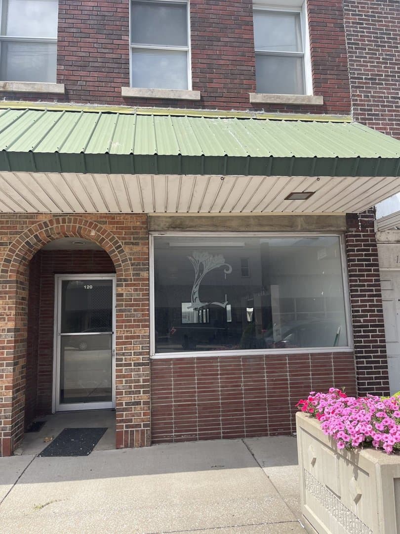 120 W Main Street Salem IL