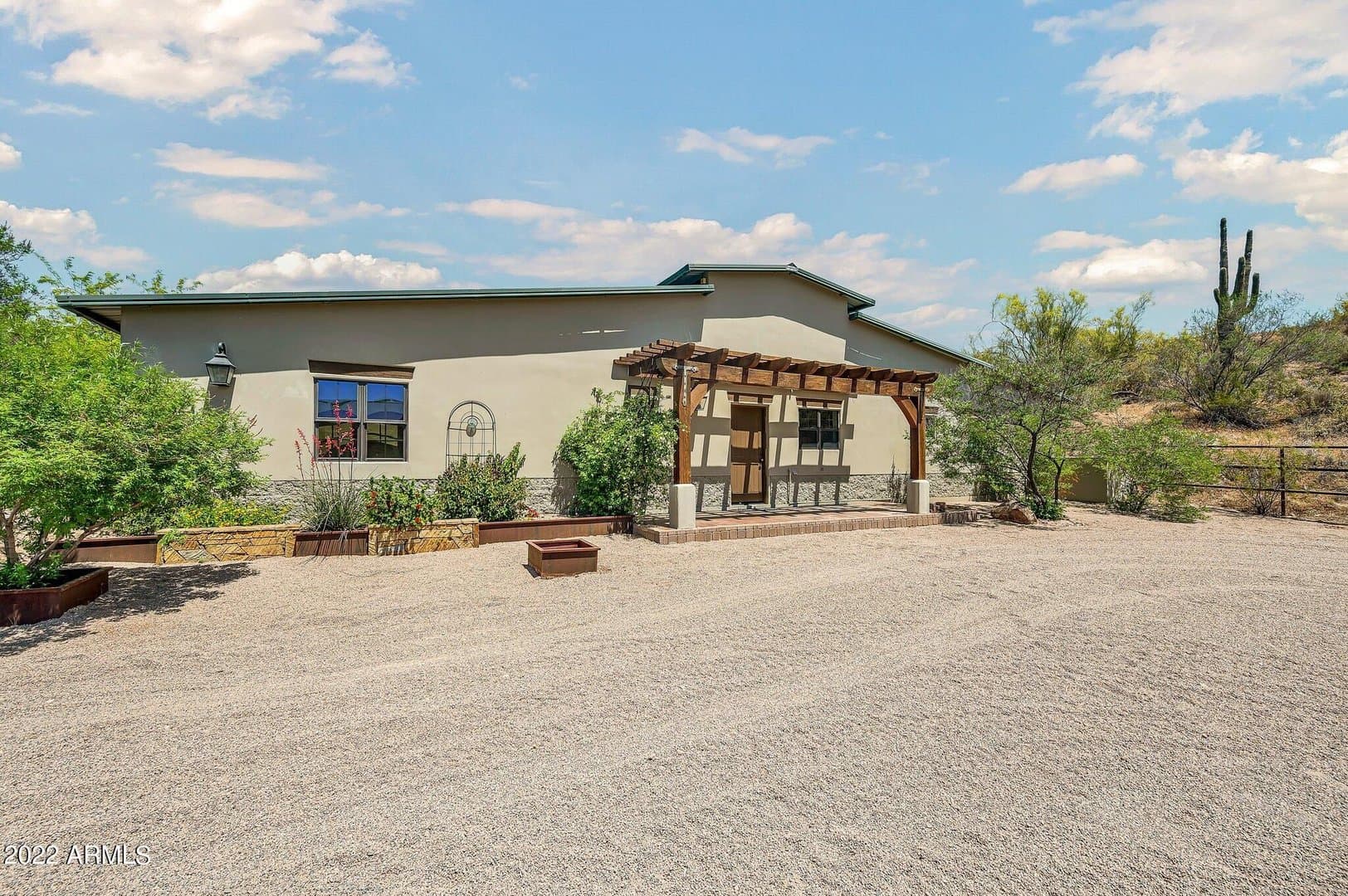 Equestrian Estate ~ Goldfield Ranch, Arizona in Fort McDowell, Arizona - photo 9