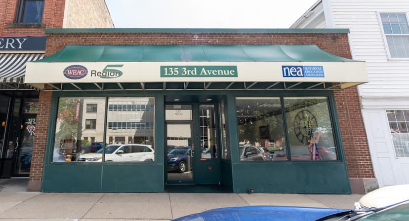 Baraboo WI Office Space/Retail Storefront