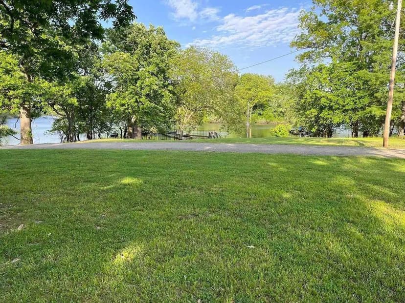 Nimmo Boat ramp half acre lot