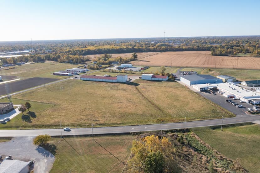 Lot 2 Highway 24 West