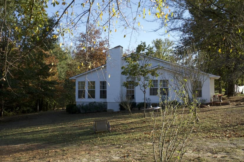 NEWLY RENOVATED Country Gem Choctaw County, OK 5 AC