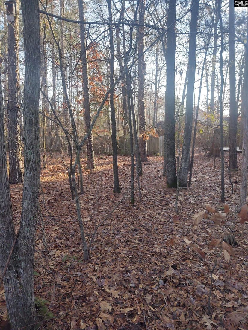 112 Amberwood Circle