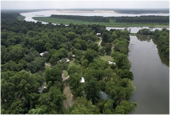 1 Equity Share With a Cabin in Desha County at Beulah Island in Watson, AR