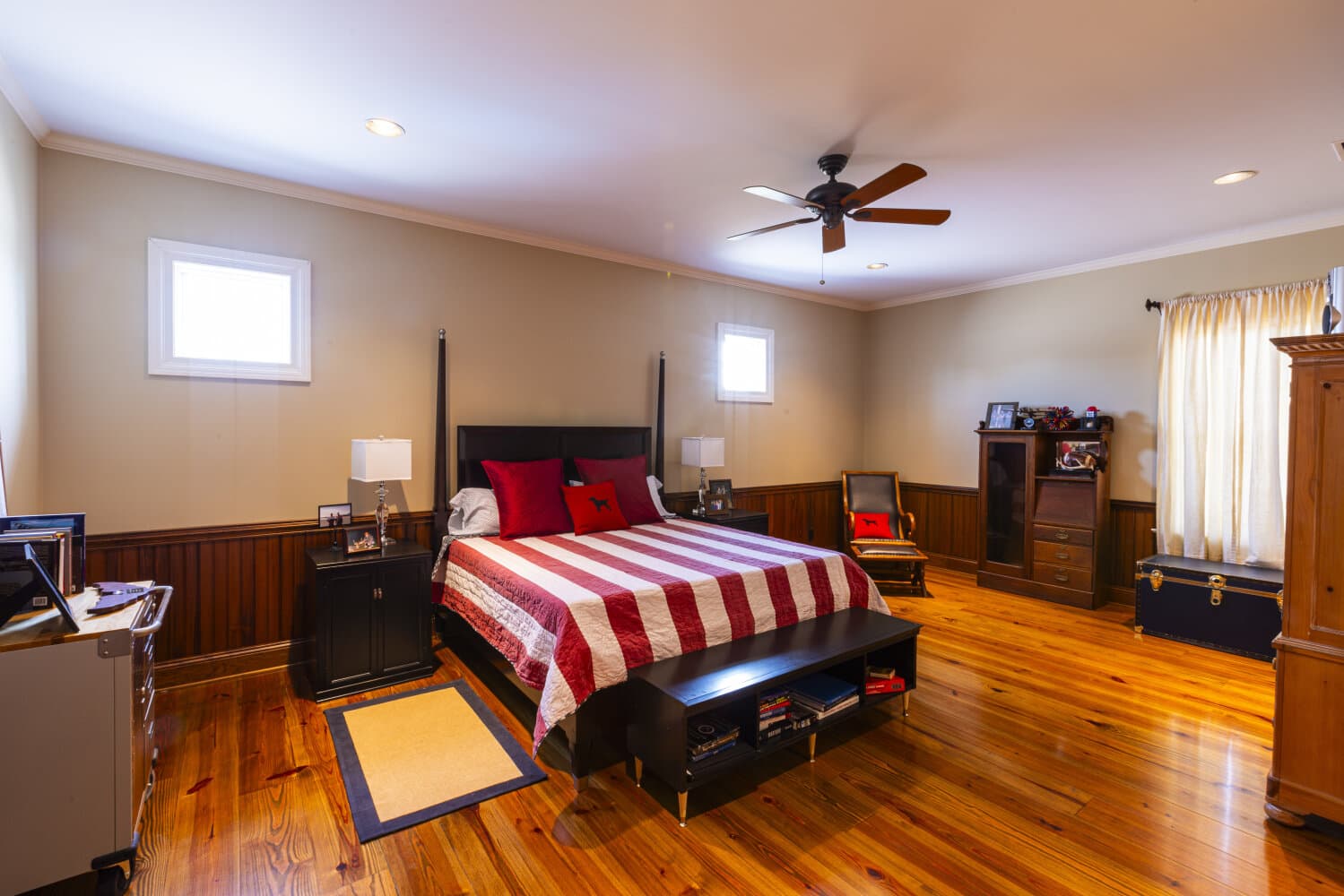 Prime Hunting Paradise with Luxury Lodge & Lakes in Deer Park, Alabama - photo 32