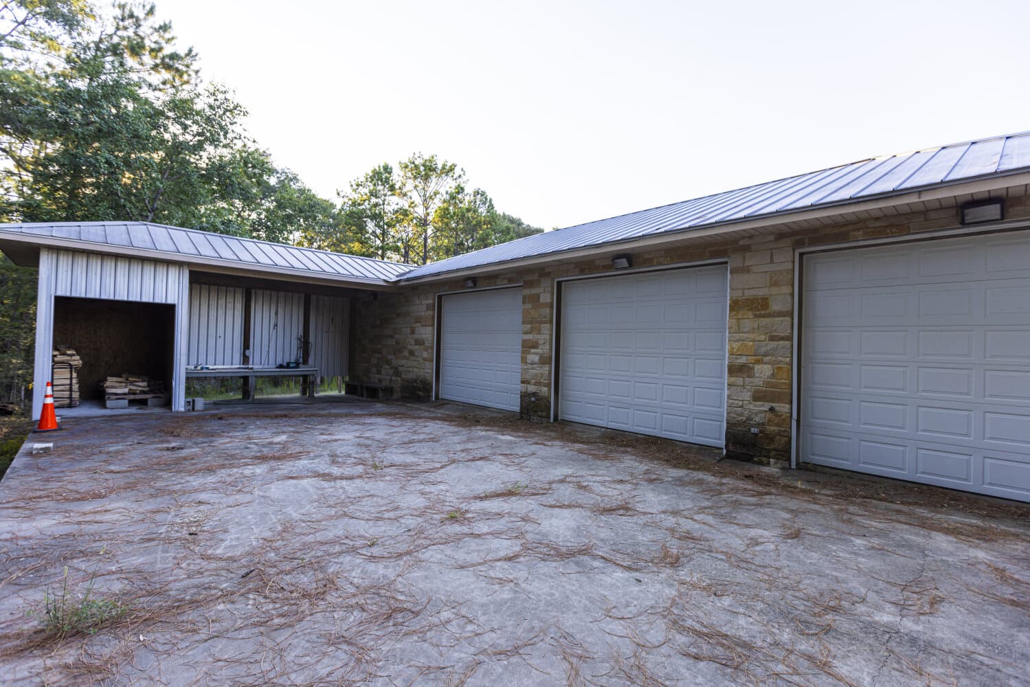 Prime Hunting Paradise with Luxury Lodge & Lakes in Deer Park, Alabama - photo 22