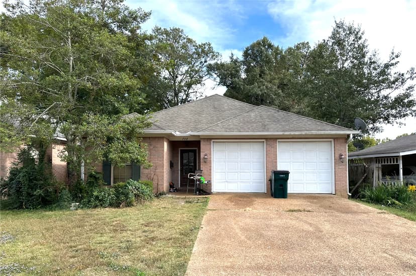 Investment Property in Leflore County at 706 Crockett Street in Greenwood, MS