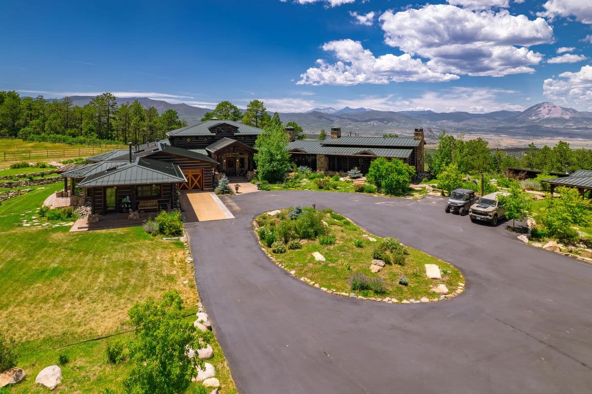 Doubloon Ranch in La Veta, Colorado - photo 2