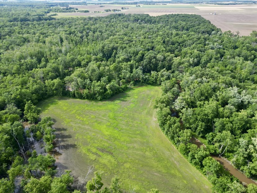 This farm sits in both Clinton and Washington County