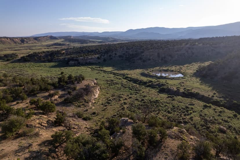 La Ventana Mesa Land Ranch