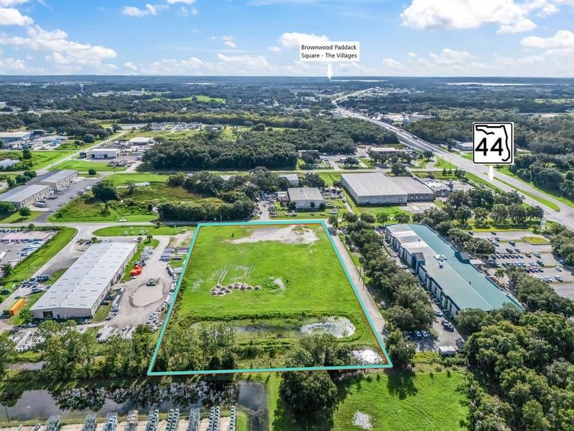 4.98 Acres For Sale in Industrial Park In Wildwood FL