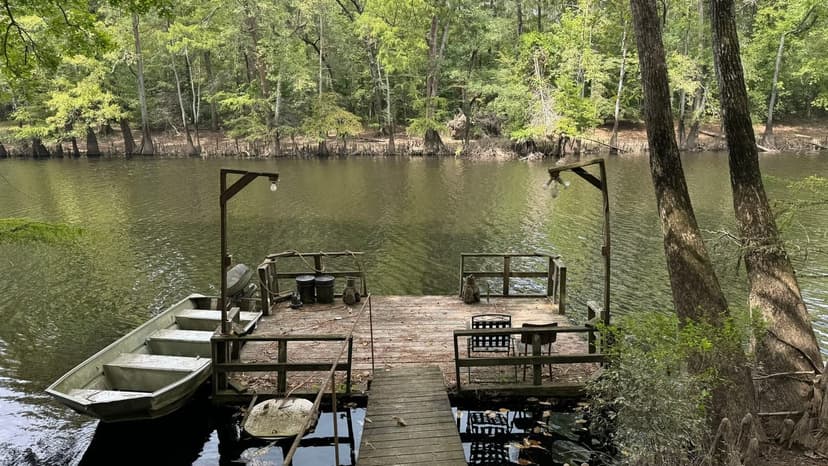 Bodcau Bayou Ducks and Bucks, Lafayette County, 352 Acres +/-