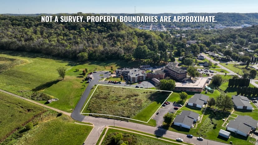 Great 1.5-acre corner lot in Richland Center