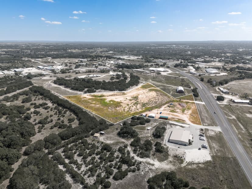 584 N US HWY 183 Lampasas, TX