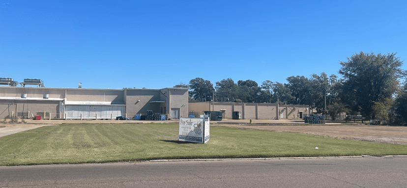 Commercial Lot in Bolivar County at 210 North Chrisman Avenue in Cleveland, MS