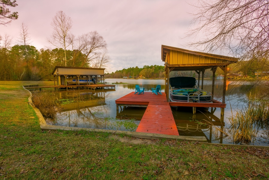 Waterfront Home on Lake Cherokee For Sale in East TX